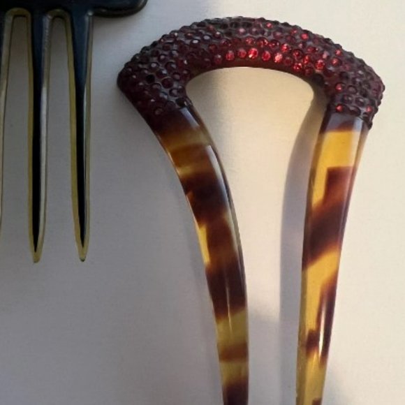 Lot of Two (2) Antique Vintage Rhinestone Celluloid Hair Combs main image 5